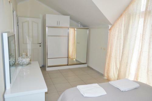 Heights Villa C
