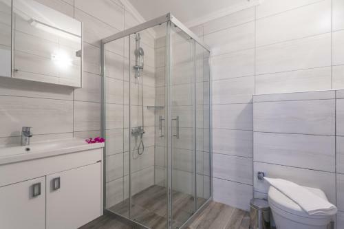 Orka Moderno Luxury Villa