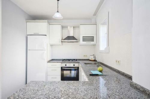 Ahatli Villa Sleeps 6 Pool Air Con