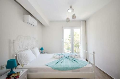 Ahatli Villa Sleeps 6 Pool Air Con