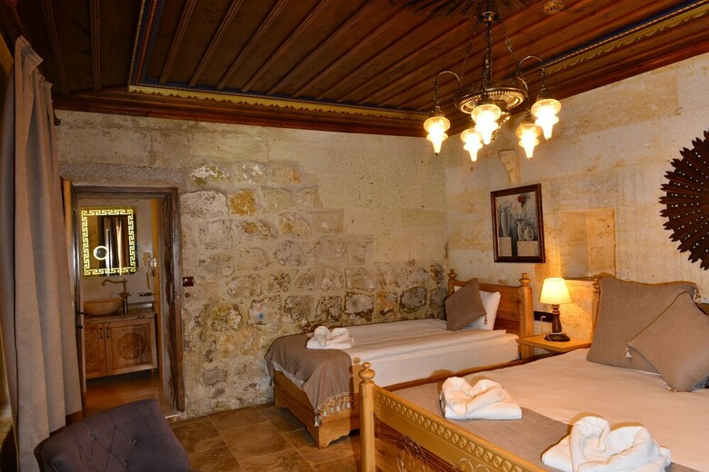 Bed & Breakfast Caftan Cave Suites