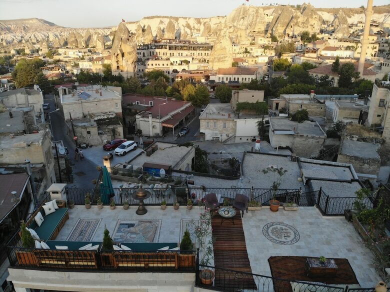 Bed & Breakfast Caftan Cave Suites