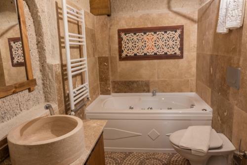 Bed & Breakfast Grand Elite Cave Suites