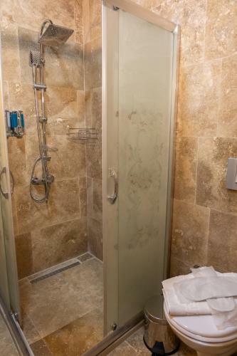 Bed & Breakfast Grand Elite Cave Suites