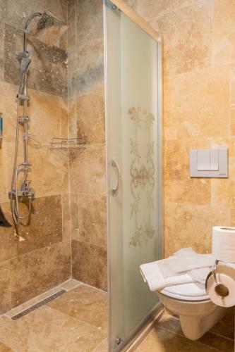 Bed & Breakfast Grand Elite Cave Suites