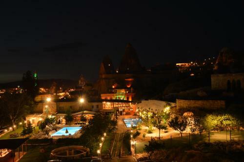 Bed & Breakfast Grand Elite Cave Suites