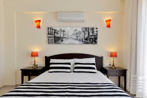 Villa K?l?�- 5 Bedroom Holiday Villa In Oludeniz