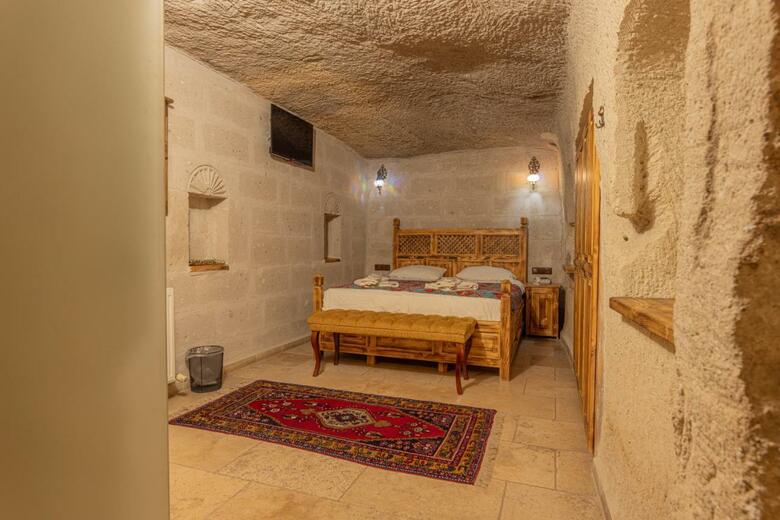Bed & Breakfast Zeus Cave Suites