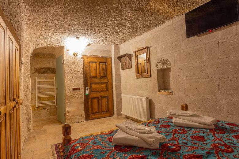 Bed & Breakfast Zeus Cave Suites