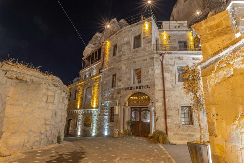 Bed & Breakfast Zeus Cave Suites