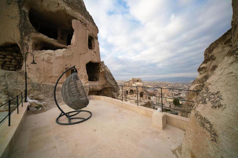 Bed & Breakfast Zeus Cave Suites