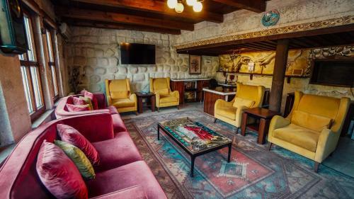 Hotel Helen Cave Suites