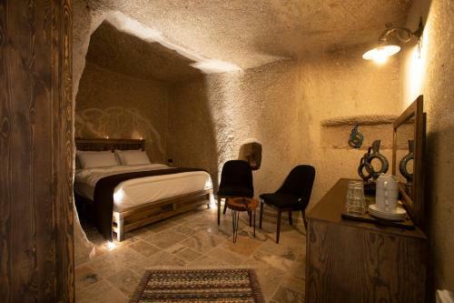 Medusa Cave Hotel