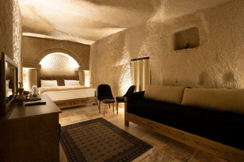 Medusa Cave Hotel