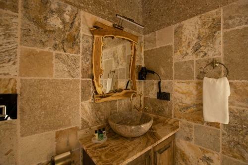 Medusa Cave Hotel