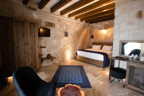 Medusa Cave Hotel
