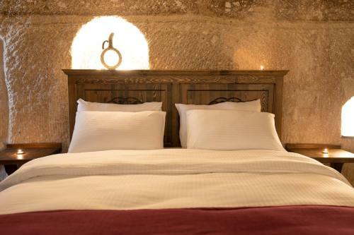 Medusa Cave Hotel