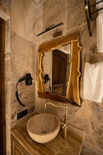 Medusa Cave Hotel
