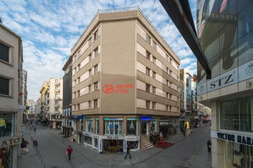Metro Hotel