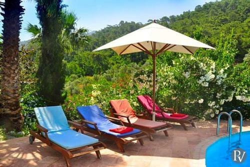 Marmaris Villa Sleeps 7 Pool Air Con Wifi