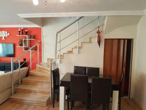Apartamento Central Duplex With Garden In Cesme