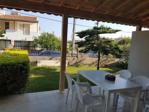 Apartamento Central Duplex With Garden In Cesme