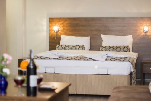Carina Apart Hotel