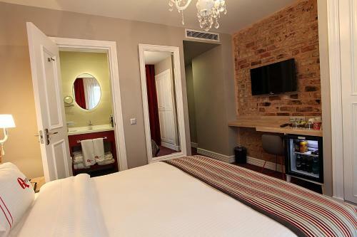 Q Pera Hotel