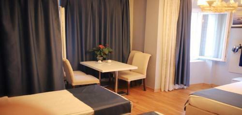 Hotel Taksim Cetinkaya Suite