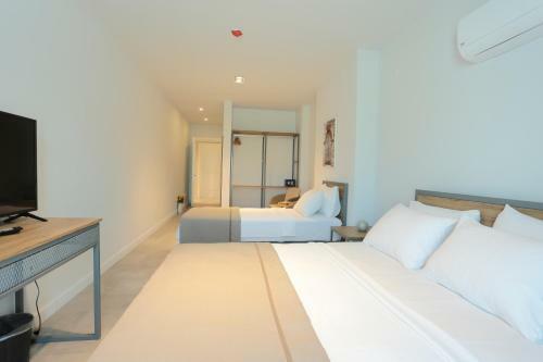 Anchor Ala�at? Hotel