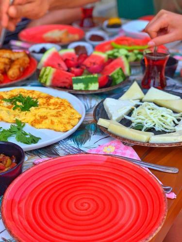 Dem Butik Otel Ala�at?