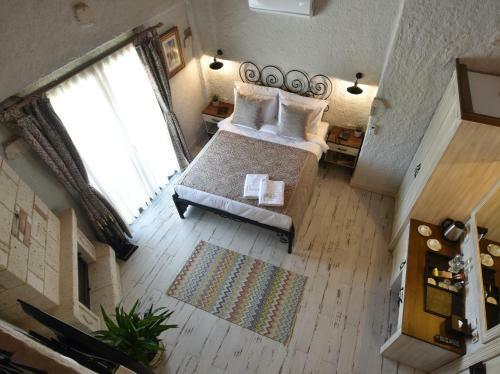 Hotel Ala�at? Aura Plus