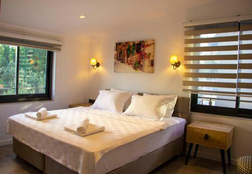 Kaya Apartments