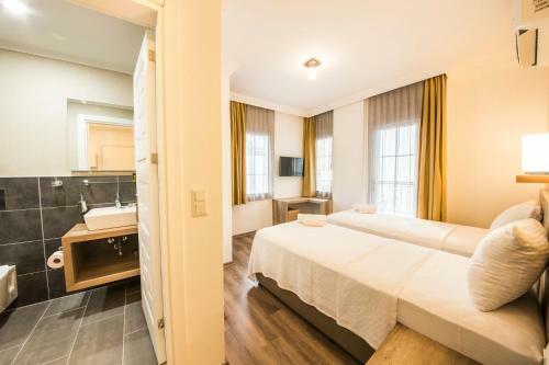Hotel Dekatria Rooms&aparts