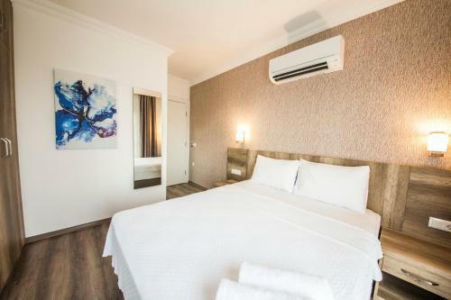 Hotel Dekatria Rooms&aparts
