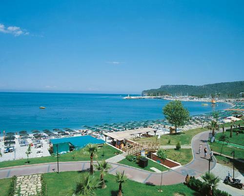 Fame Beach Hotel