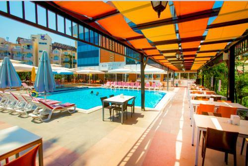 Fame Beach Hotel