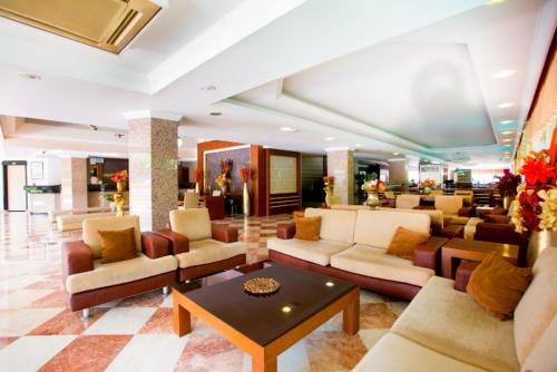 Fame Beach Hotel