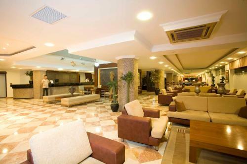 Fame Beach Hotel