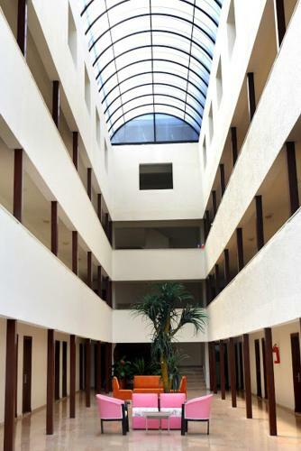Fame Hotel
