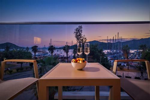 Hotel Marina Bay G�cek