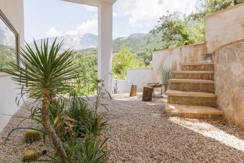 Villa White House