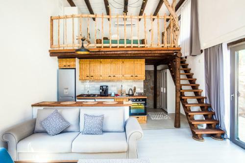 Kuyucak Villa Sleeps 2 With Pool Air Con And Wifi