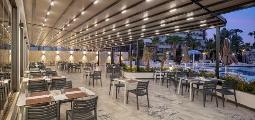 Hotel Blue Marlin Deluxe Spa & Resort