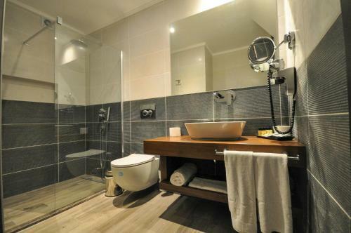 Resa Hotel G�cek