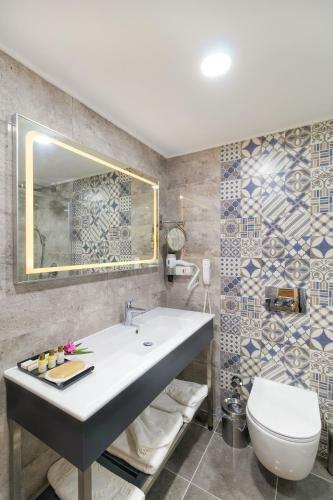 Amoss?a Elite Boutique Hotel