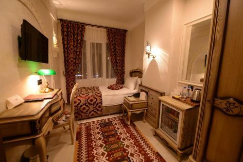 Raymar Hotels Mard?n