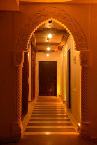 Raymar Hotels Mard?n