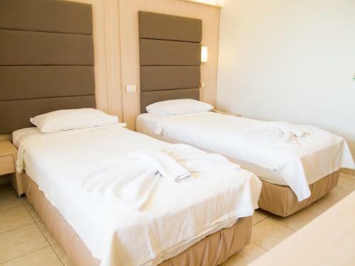 Ozcan Beach Hotel