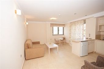 Aparthotel Almiriki Hotel